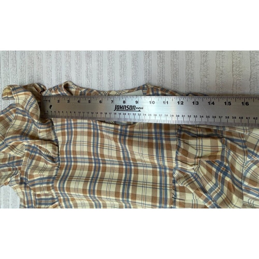 Aura Women's Medium Round Neck Brown Plaid Long Sleeve Ruffle Top Blouse NWOT - Picture 4 of 7